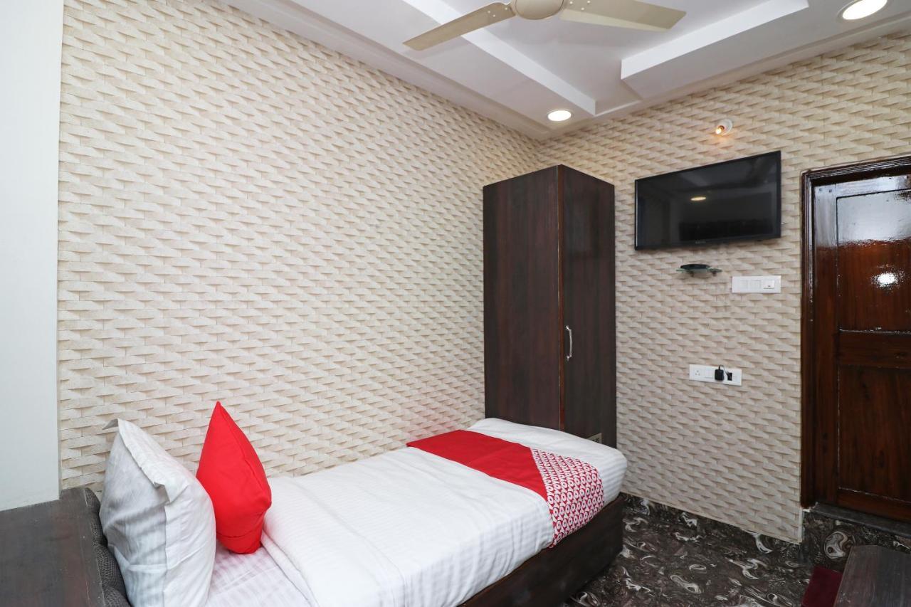 Oyo Hotel Prerna Rāipur Exterior foto